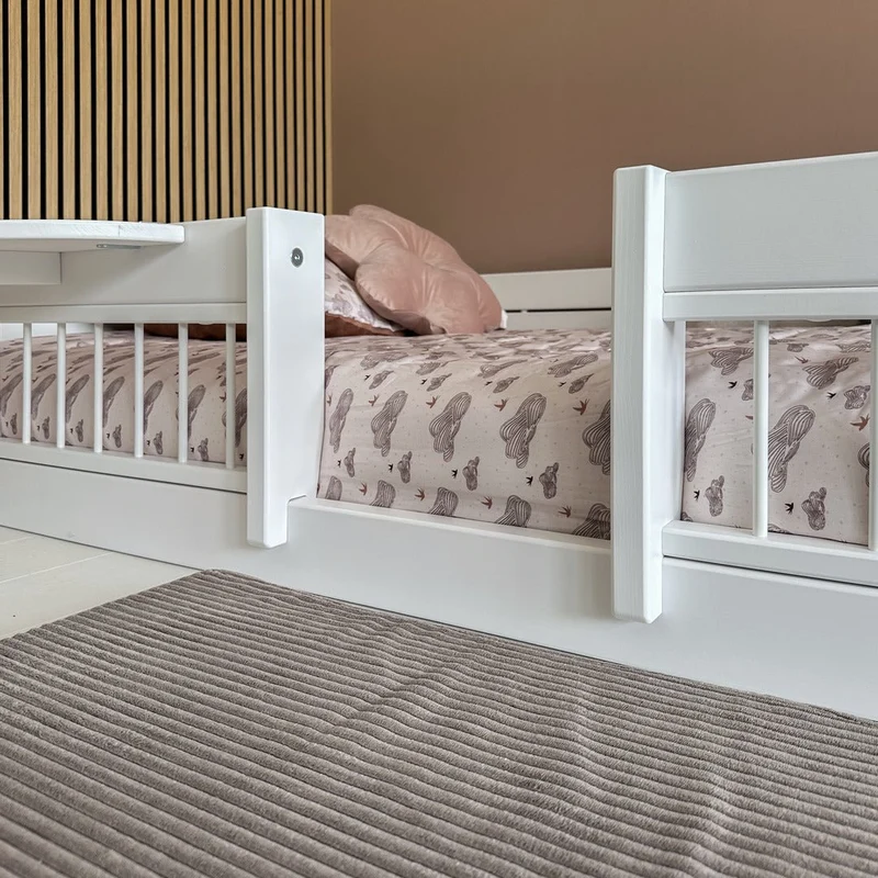 Lifetime Kidsrooms Montessori Bodenbett 120 mit Gestell für Stoffdach Weiss