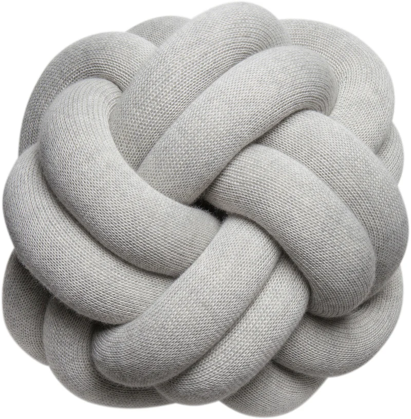 Coussin gris clair Knot 30cm - Design House Stockholm