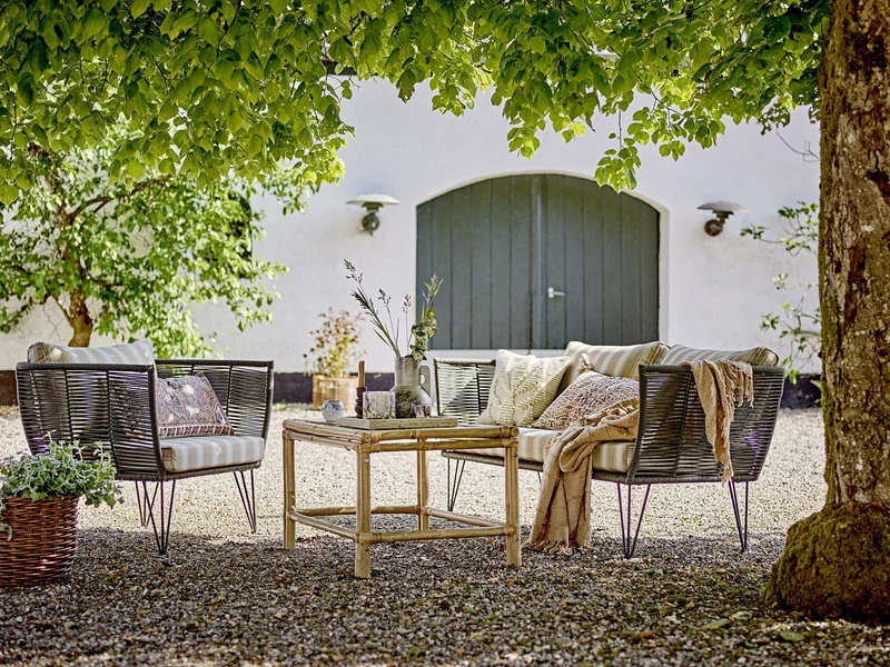 Fauteuil en métal noir outdoor Mundo - Bloomingville