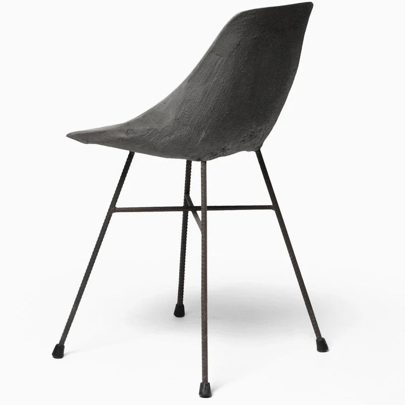 Chaise avec pieds en métal Hauteville - Lyon Béton