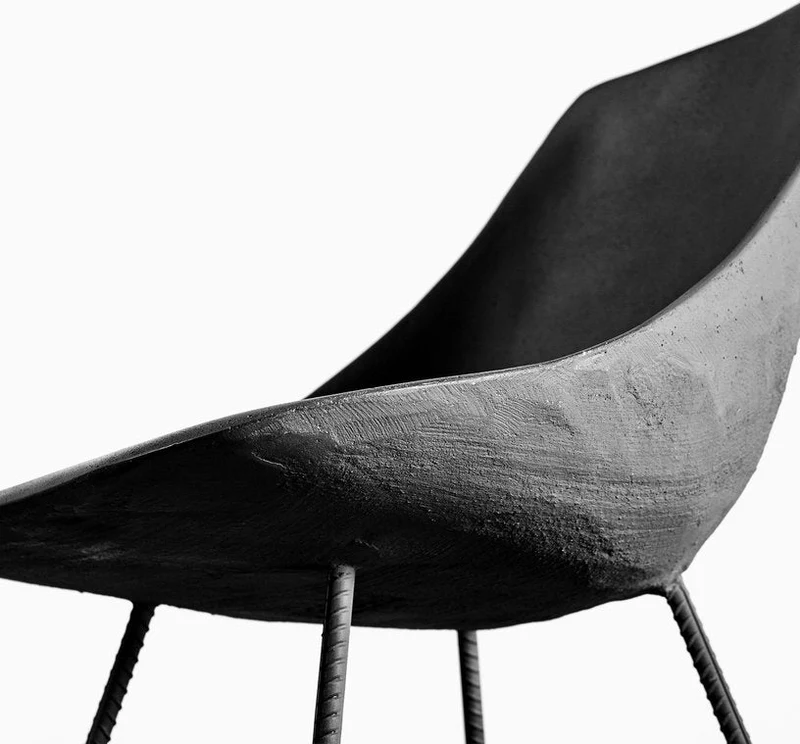 Chaise avec pieds en métal Hauteville - Lyon Béton