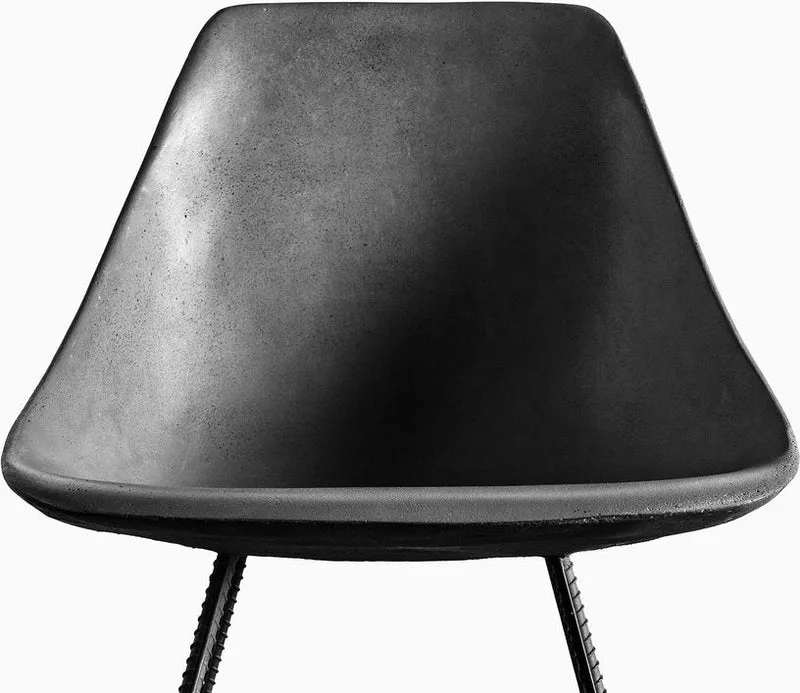 Chaise avec pieds en métal Hauteville - Lyon Béton