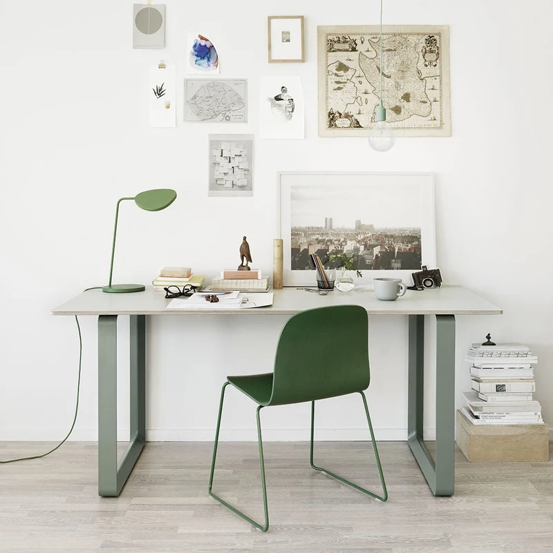 Table noire piétement noir 225 cm 70-70 - Muuto