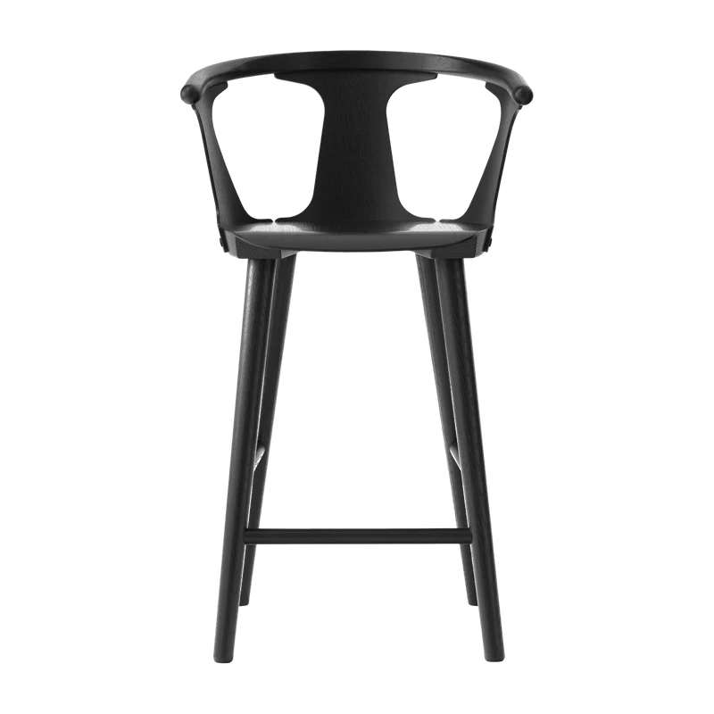Chaise de bar en chêne laqué noir In Between SK7 - &tradition