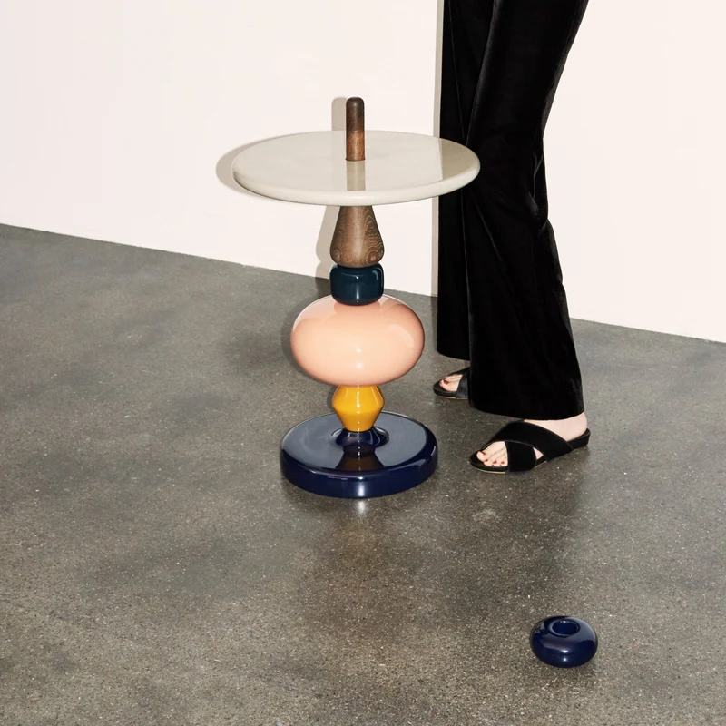 Table d'appoint en bois Shuffle - &tradition