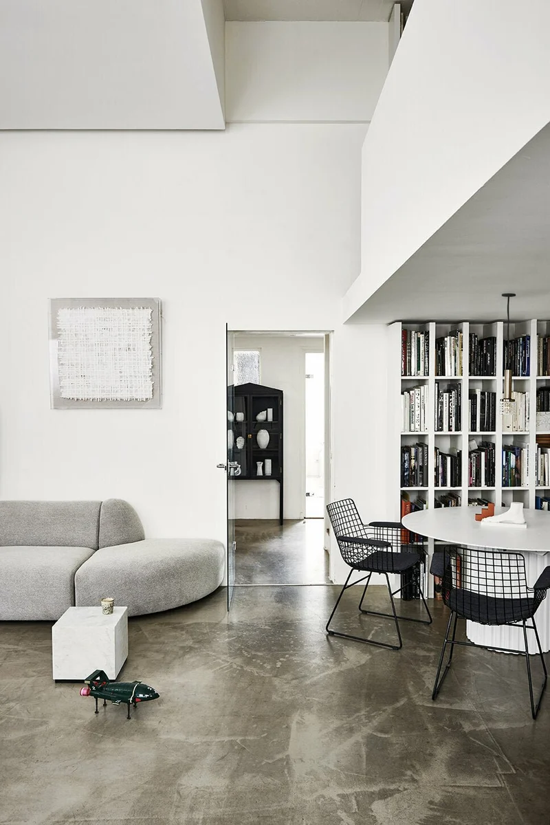 Chaise avec accoudoirs en métal noir Wire - HKliving