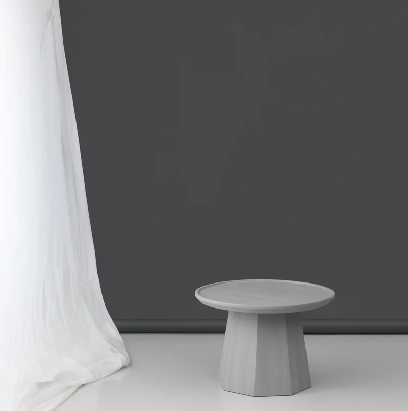 Table d'appoint en bois gris clair 65 cm Pine gris clair - Normann Copenhagen