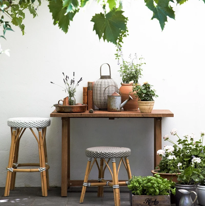 Tabouret en rotin marron 68 cm Simone - Sika Design