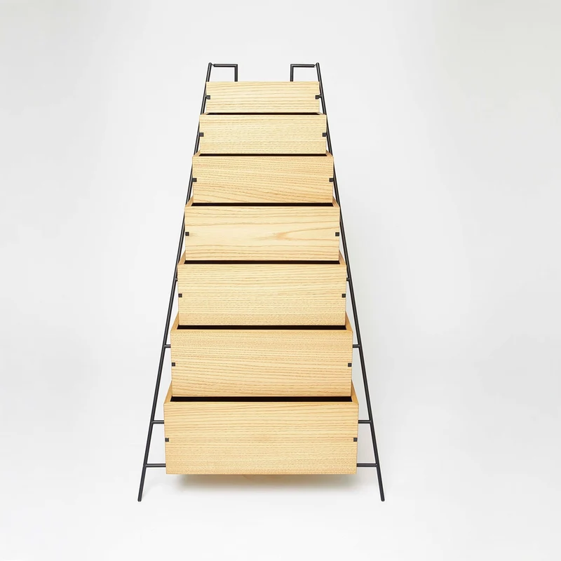 Meuble de rangement design en chêne à tiroirs Sutoa - Frama