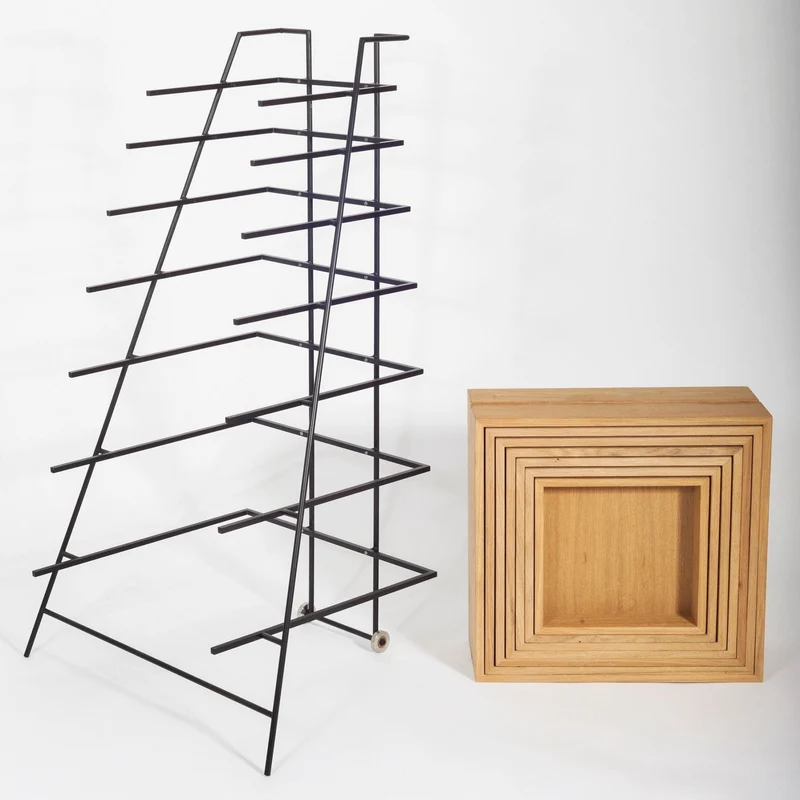 Meuble de rangement design en chêne à tiroirs Sutoa - Frama