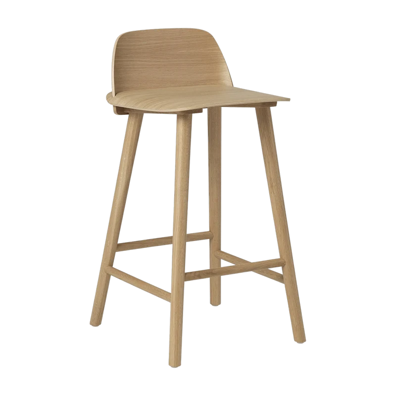 Tabouret de bar 65 cm en chêne naturel Nerd - Muuto