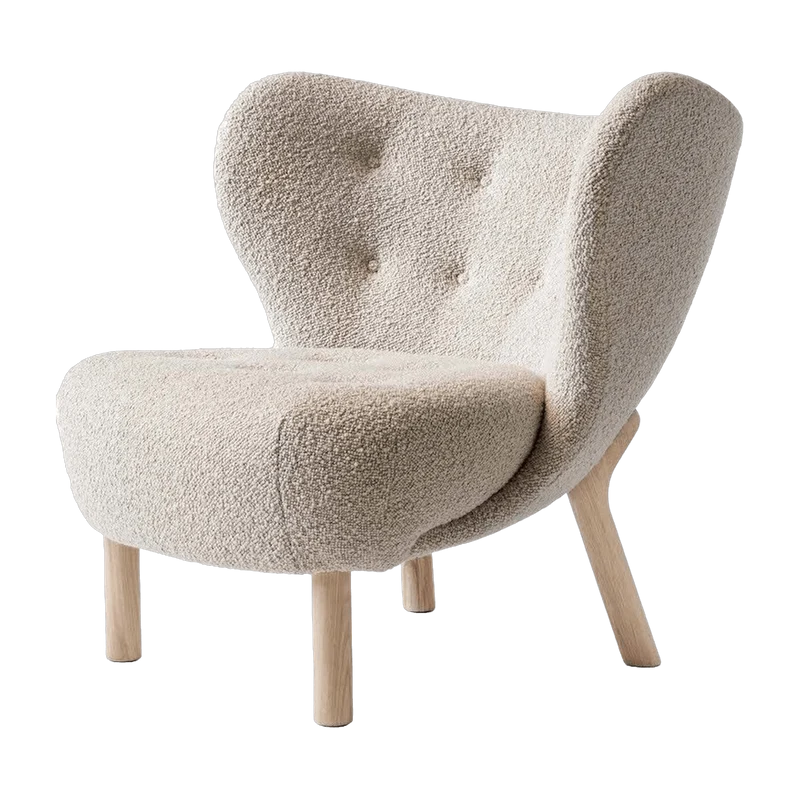 Fauteuil en laine beige et pieds en chêne naturel Little Petra VB1 - &tradition