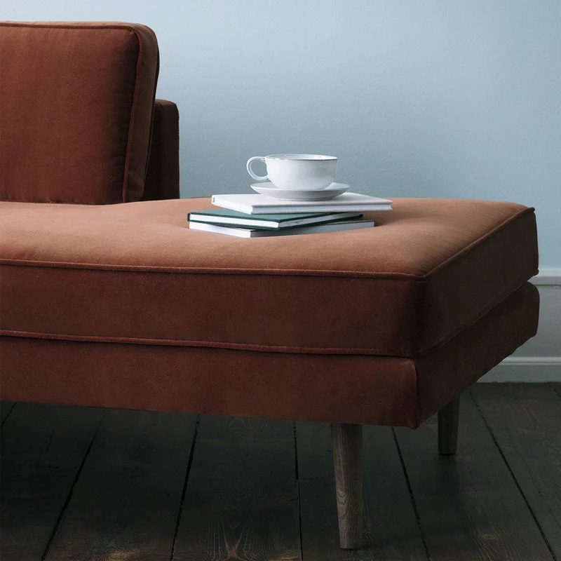 Divan en velours vert Wind - Broste Copenhagen