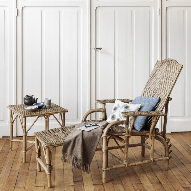 Chaise longue en rotin patiné vieilli Grand-mère - KOK