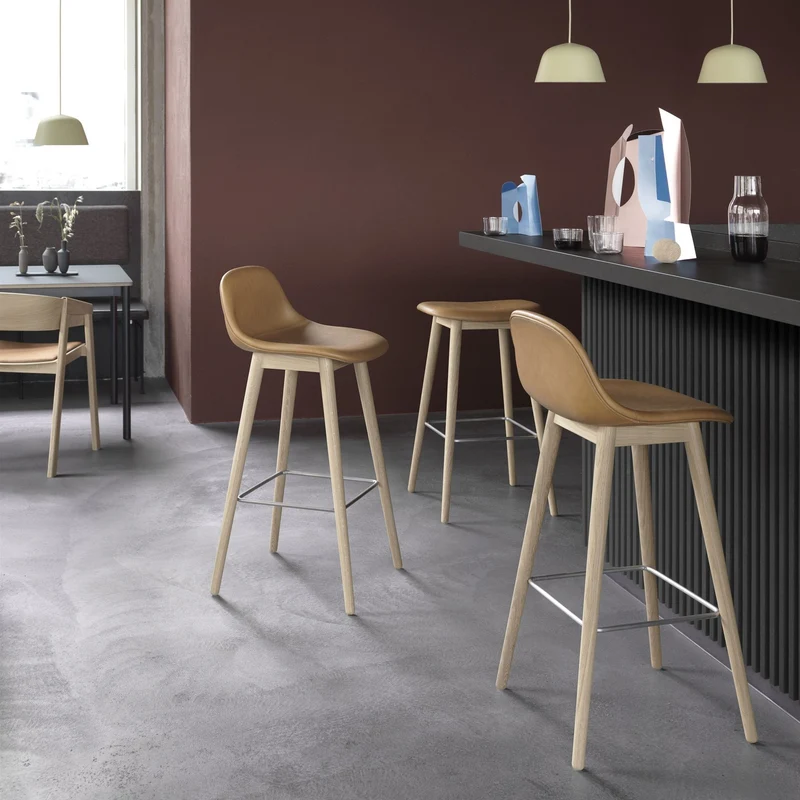 Tabouret de bar 65cm ocre piétement tubes Fiber - Muuto