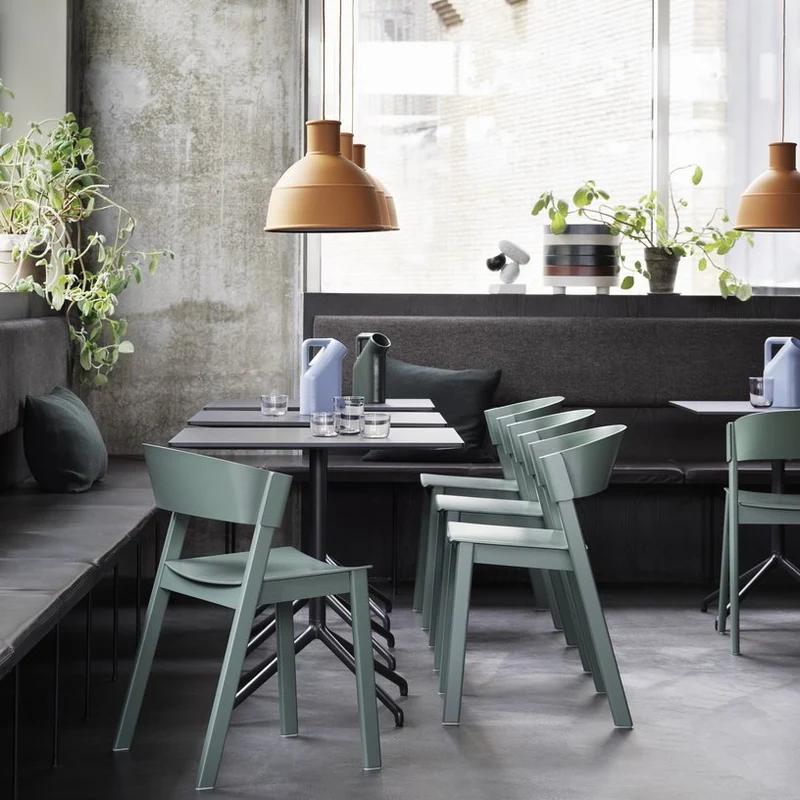Chaise empilable en chêne naturel Cover - Muuto
