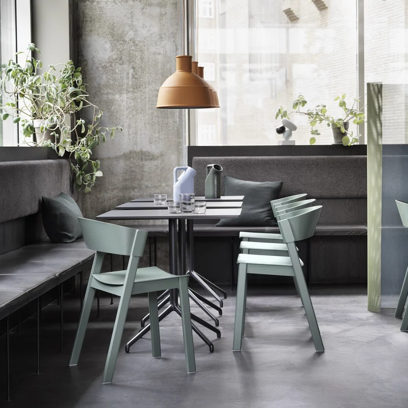 Chaise noire et assise cuir Noir Cover - Muuto