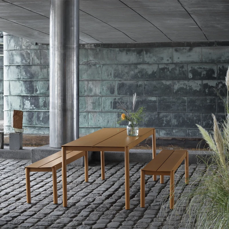 Banc d'extérieur en acier orange 170 x 34 cm Linear - Muuto
