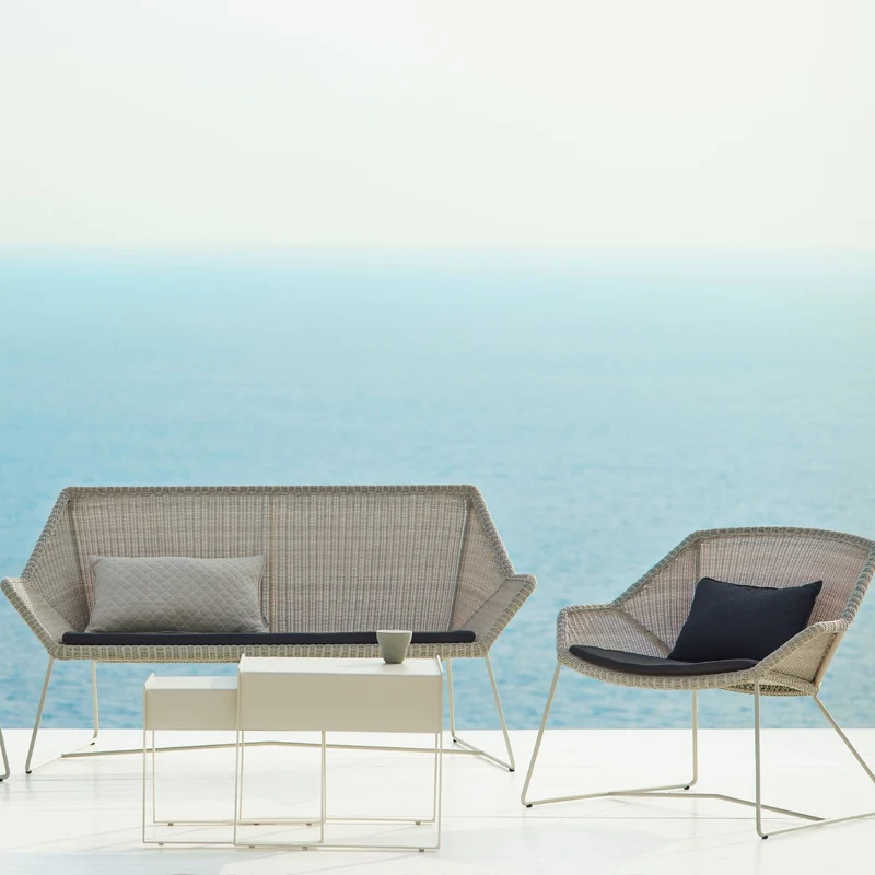 Fauteuil gris avec coussins gris Breeze lounge - Cane-Line
