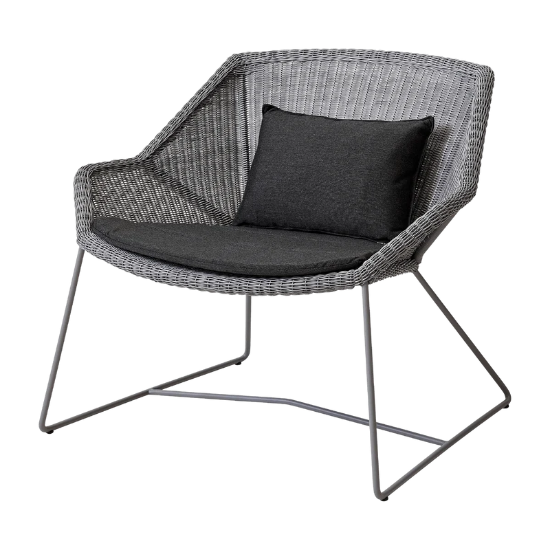 Fauteuil gris avec coussins noirs Breeze lounge - Cane-Line