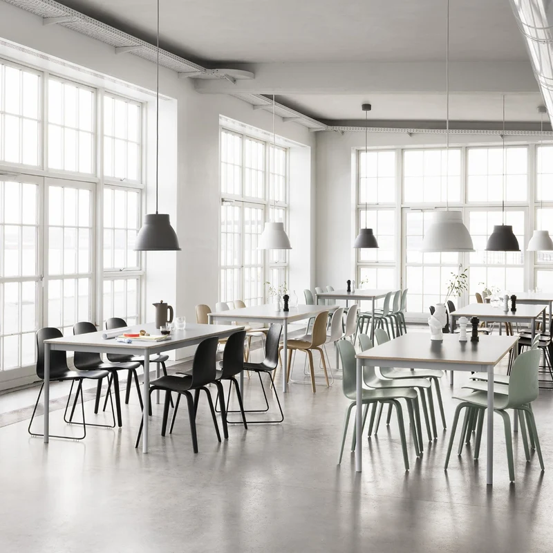 Chaise verte dusty Visu - Muuto