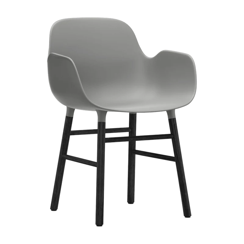 Chaise avec accoudoirs en bois noir et pp gris Form - Normann Copenhagen