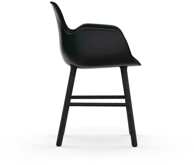 Chaise avec accoudoirs en bois noir et pp noir Form - Normann Copenhagen