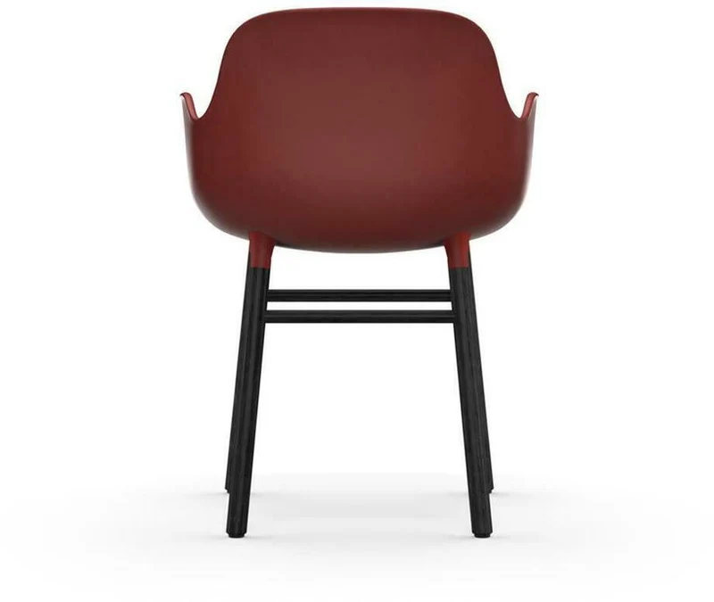 Chaise avec accoudoirs en bois noir et pp rouge Form - Normann Copenhagen