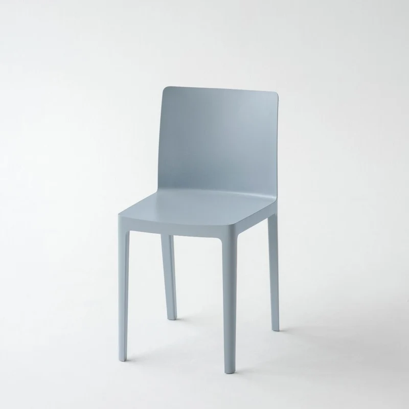 Chaise Élémentaire en plastique bleu gris - HAY