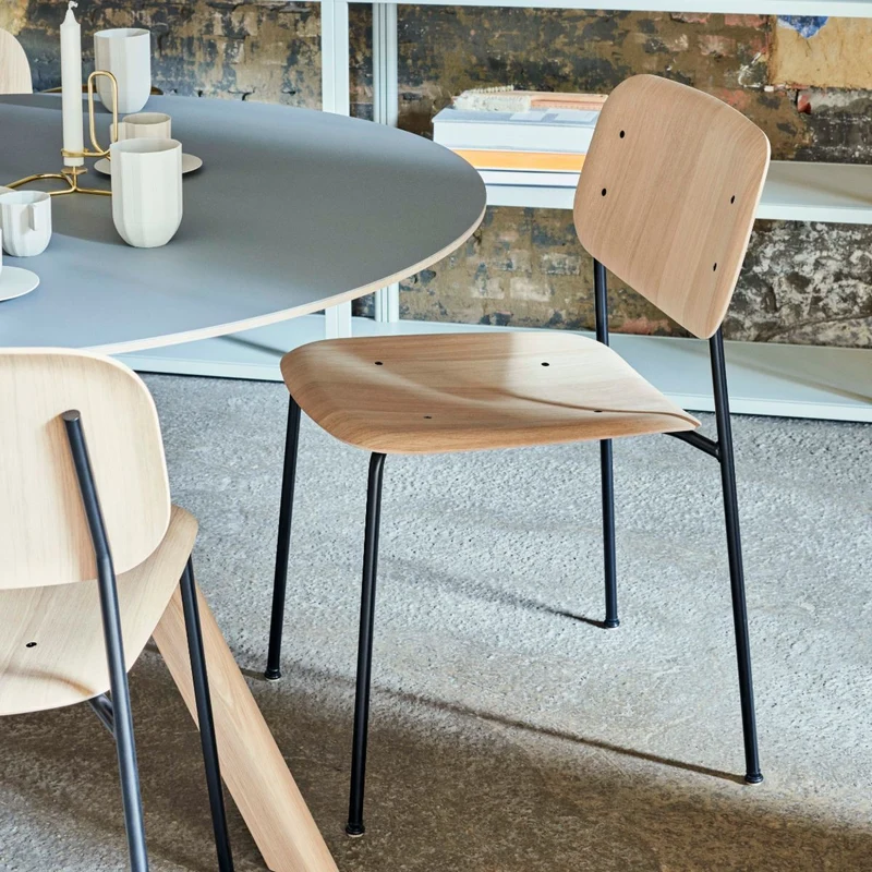 Chaise design en bois de chêne Soft Edge 40 - HAY