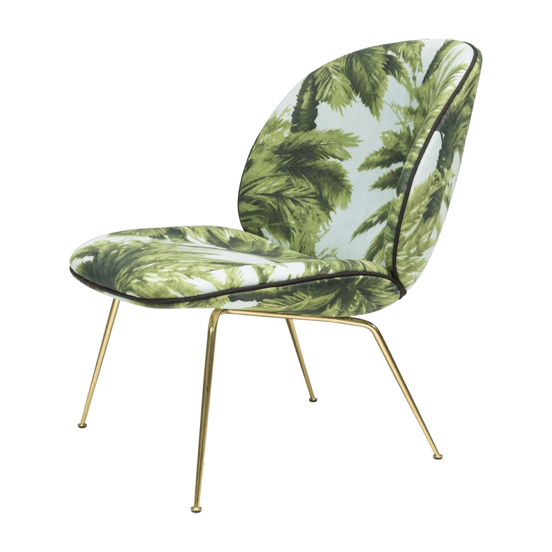Fauteuil en tissu à motifs et piétement laiton Beetle - Gubi