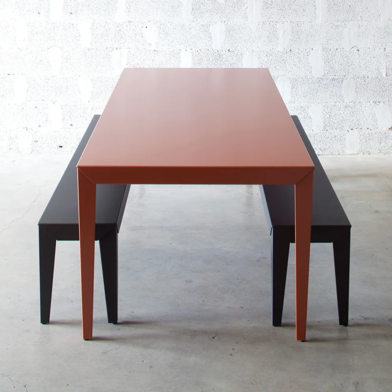 Table à manger en aluminium noir 180 cm Zef - Matière Grise