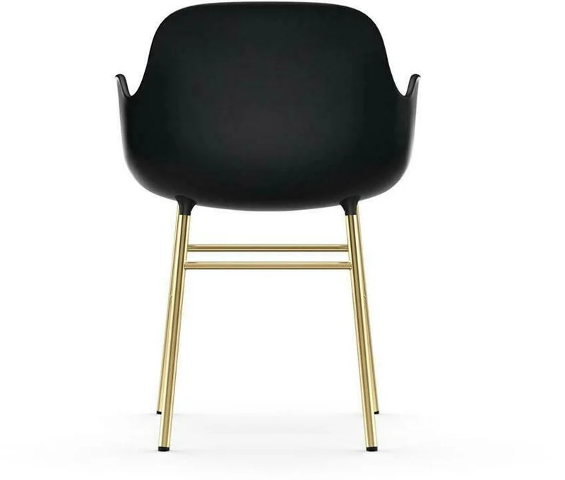 Chaise avec accoudoirs en laiton et pp noir Form - Normann Copenhagen