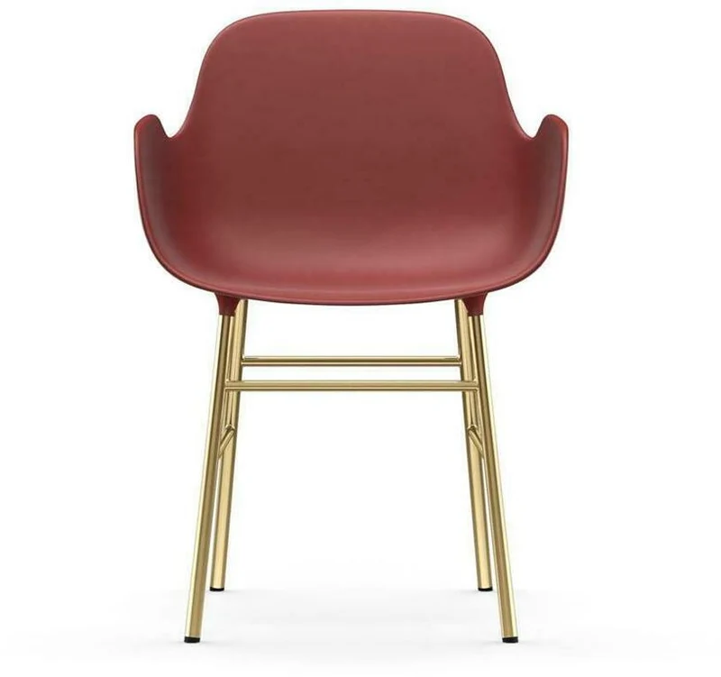 Chaise avec accoudoirs en laiton et pp rouge Form - Normann Copenhagen