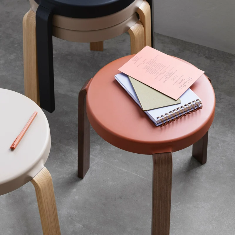 Tabouret en noyer noir TAP noir - Normann Copenhagen