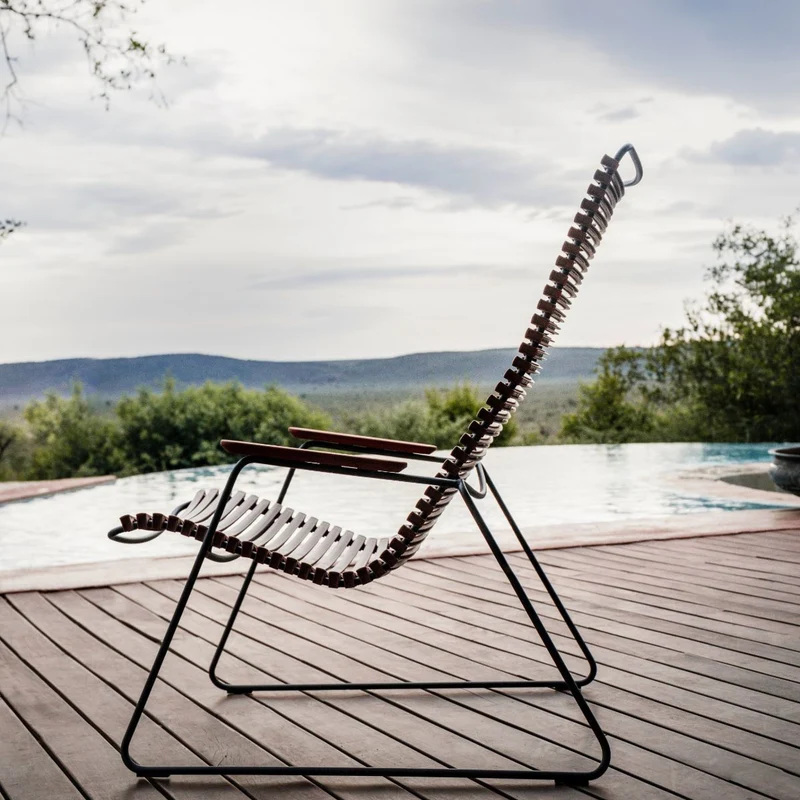 Chaise lounge en métal et plastique vert clair CLICK - Houe