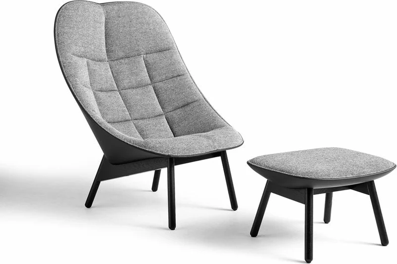 Fauteuil gris matelassé et chêne massif teinté noir Uchiwa - HAY