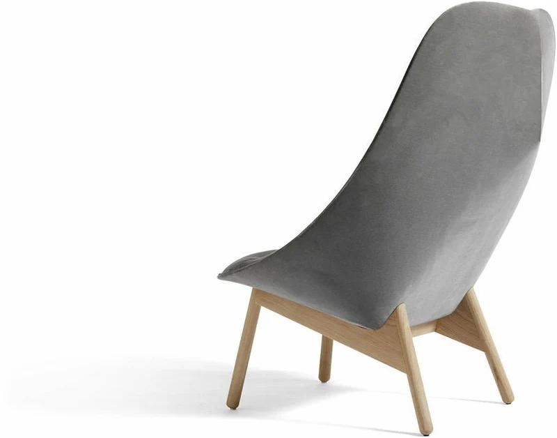 Fauteuil gris foncé matelassé et chêne massif naturel Uchiwa - HAY