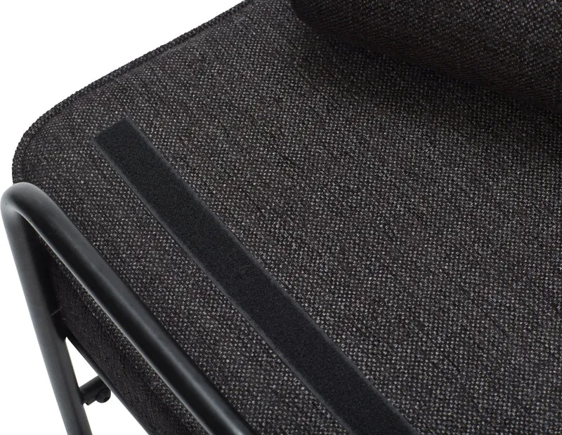 Banc en tissu et métal noir avec coussin - Hübsch