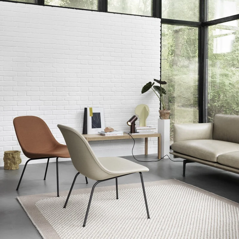 Chaise lounge ocre piétement tubes Fiber - Muuto