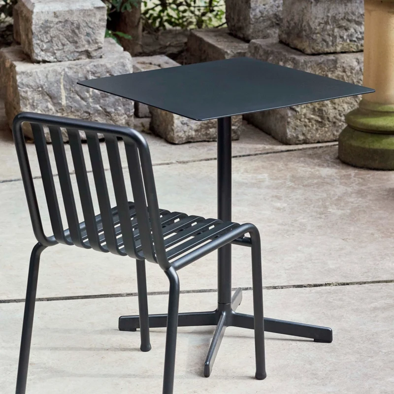 Chaise de jardin en métal anthracite Palissade - HAY
