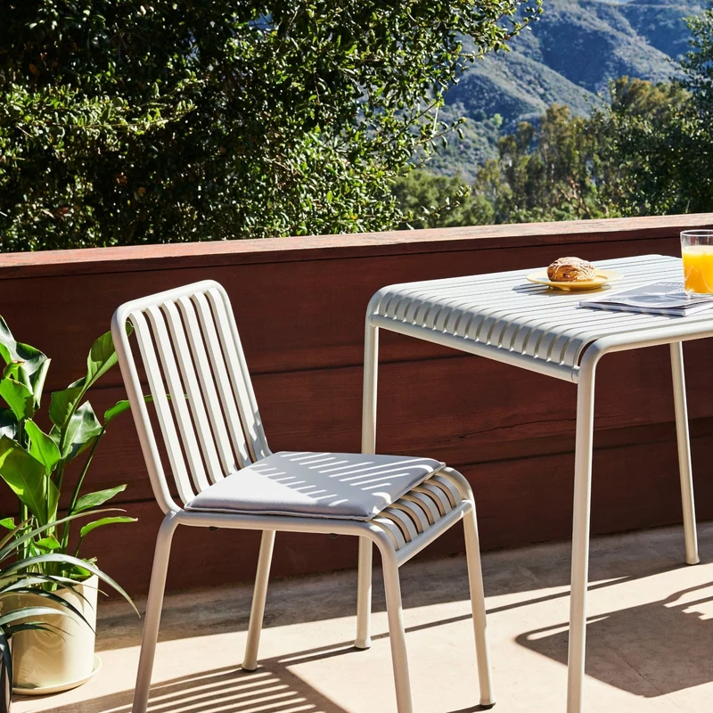 Chaise de jardin en métal anthracite Palissade - HAY