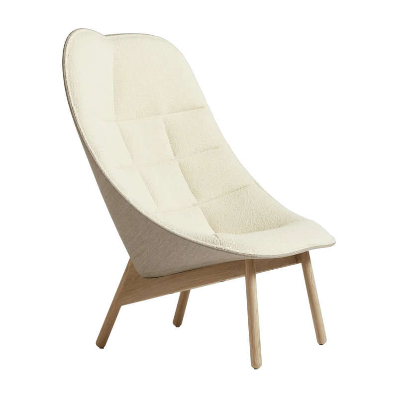 Fauteuil crème matelassé et chêne massif naturel Uchiwa - HAY