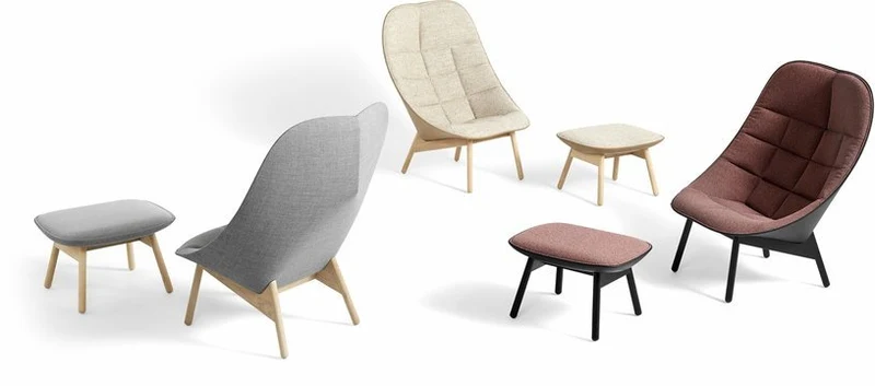 Fauteuil crème matelassé et chêne massif naturel Uchiwa - HAY
