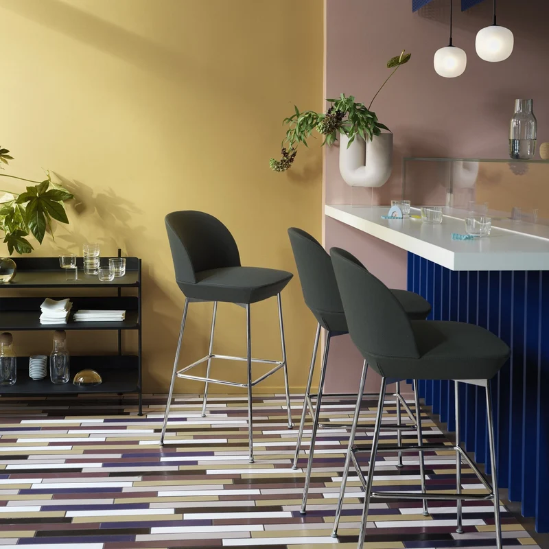 Chaise de bar 75 cm rose et pieds chrome Oslo - Muuto