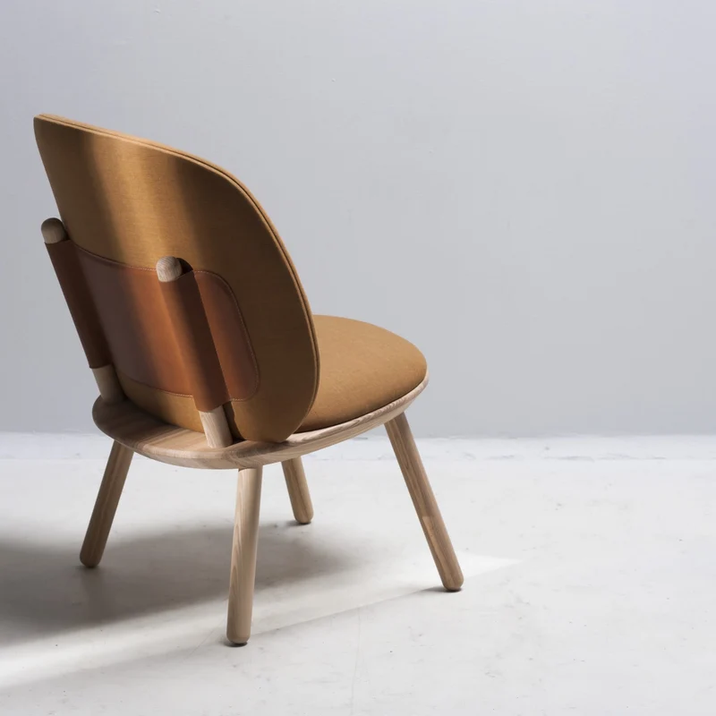 Fauteuil en velours terracotta Naïve - EMKO