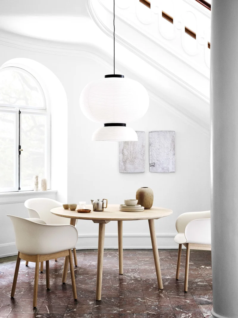 Table à manger ronde 120 cm en chêne SK4 - &tradition