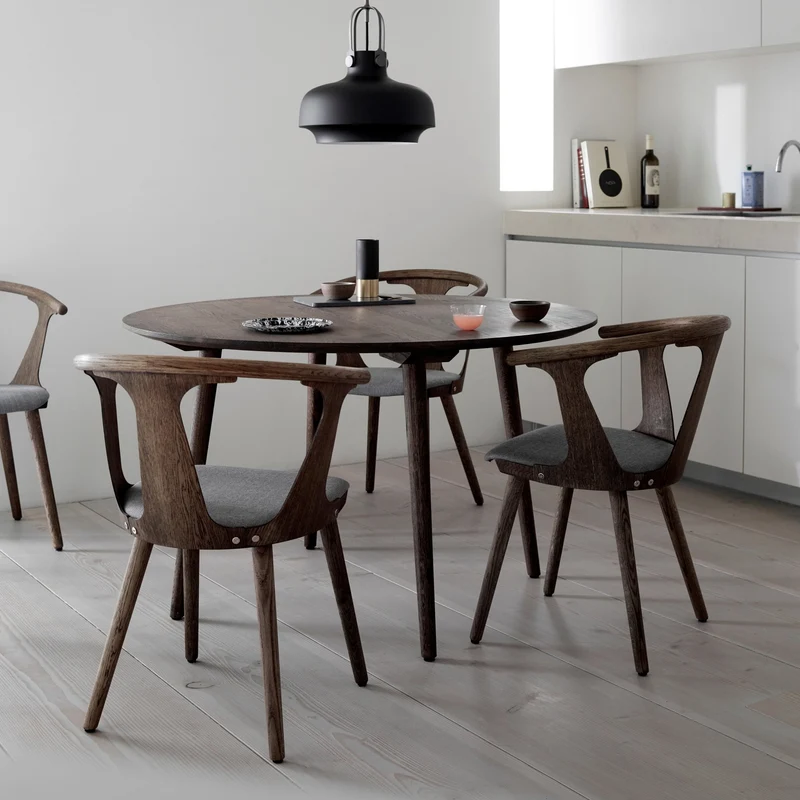 Table à manger en chêne fumé SK4 - &tradition