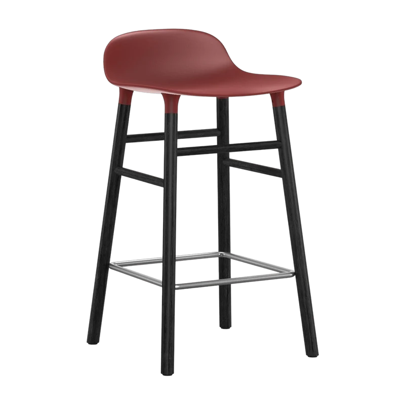 Tabouret de bar en bois noir et pp rouge 65 cm Form - Normann Copenhagen