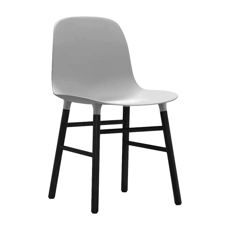 Chaise en bois noir et pp blanc Form - Normann Copenhagen